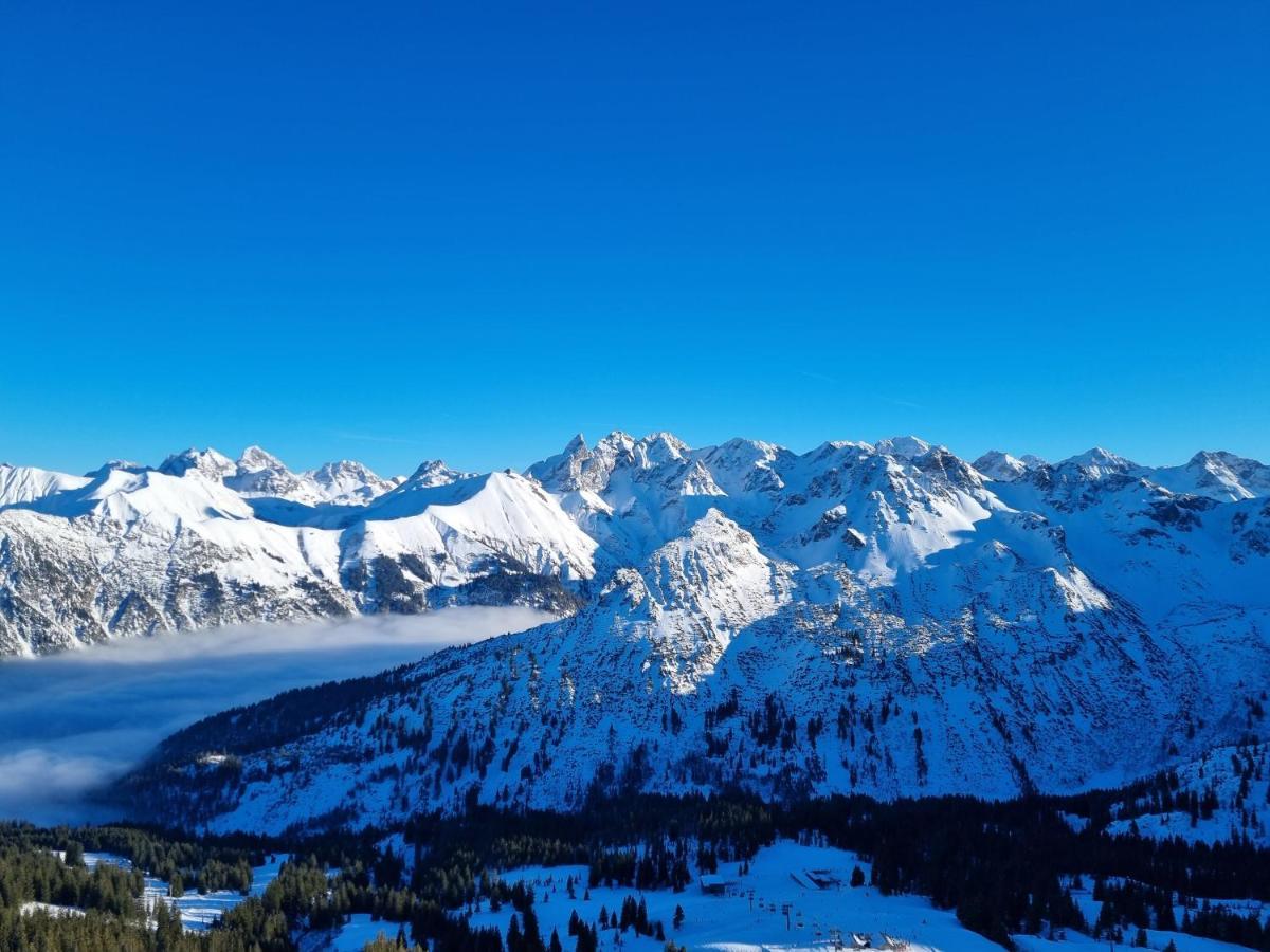 Gaestehaus Alpina Riezlern Esterno foto