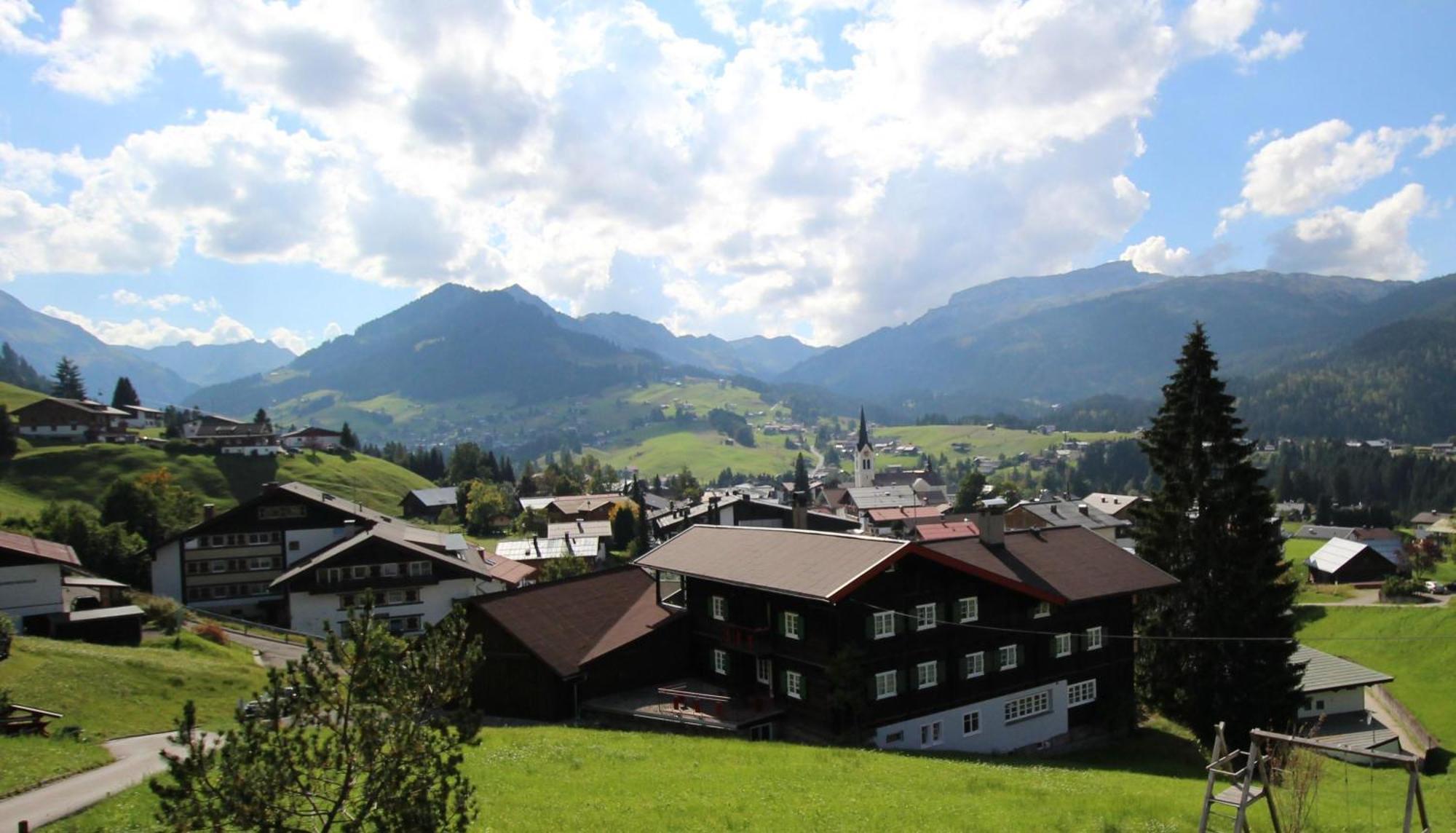 Gaestehaus Alpina Riezlern Esterno foto